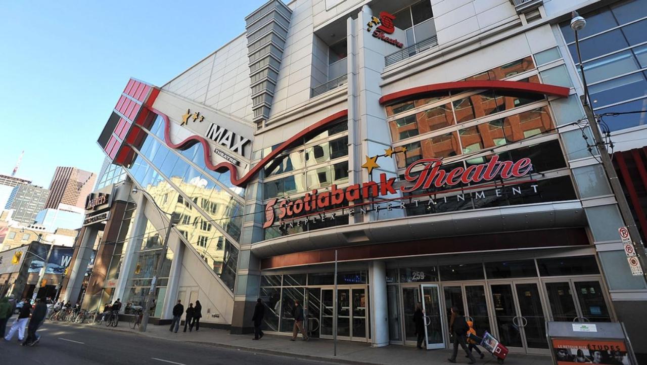 Front Street Suites Toronto Exterior photo